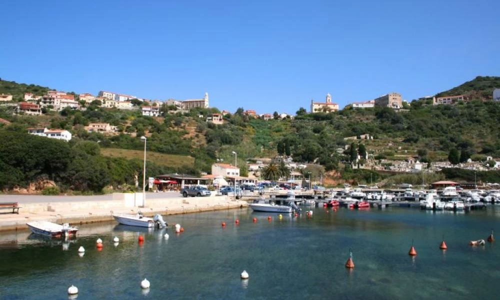 Μητσοτάκης Κορσική: Ποιο είναι το πανέμορφο χωριό Cargese με τους Μανιάτες